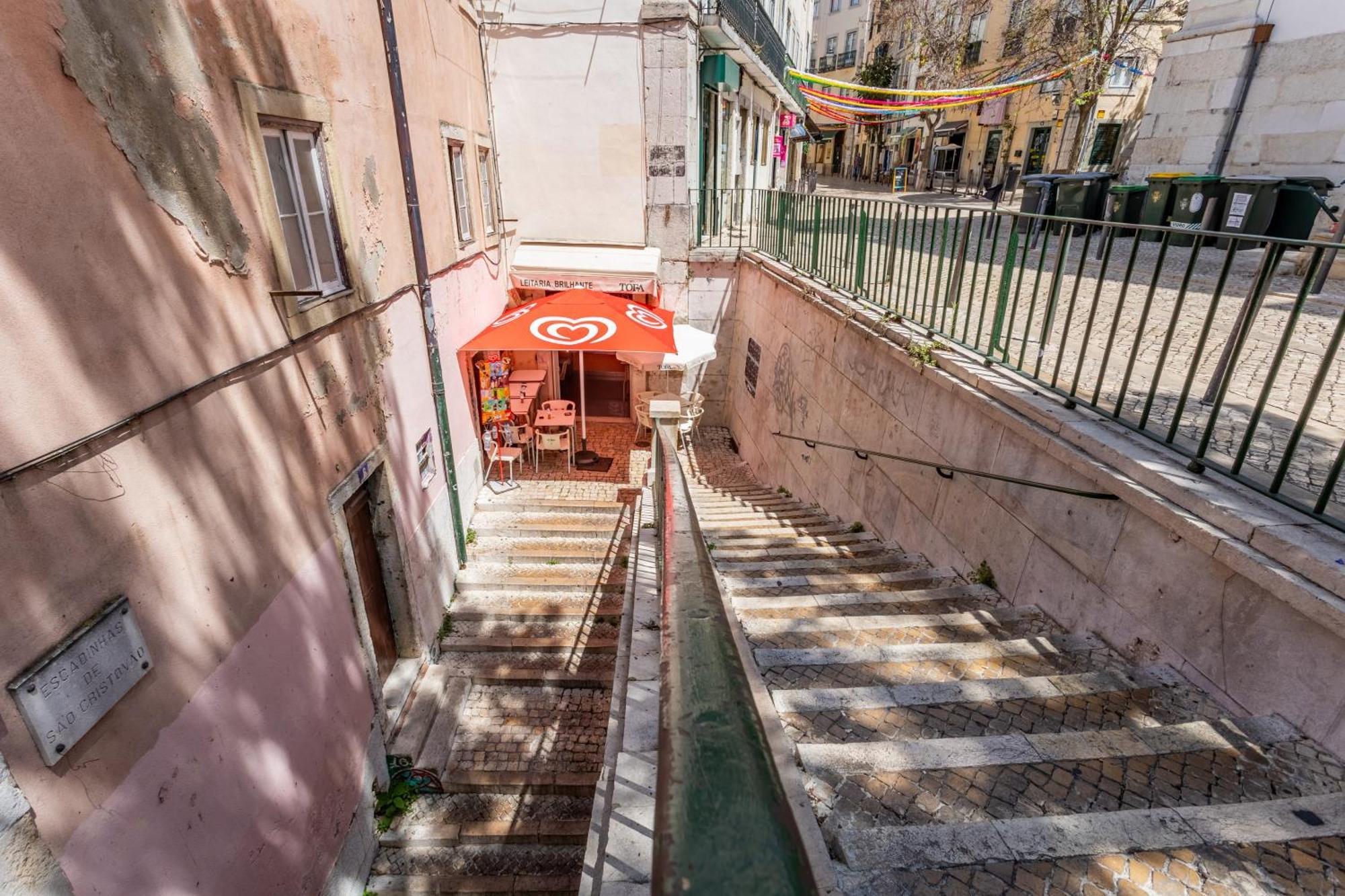 Gralhas Suites Lisboa المظهر الخارجي الصورة